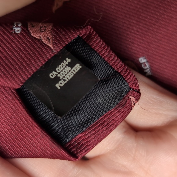 Vintage MCP (Male Chauvinist Pig M.C.P.) Neck Tie, Burgundy Red - Picture 7 of 10